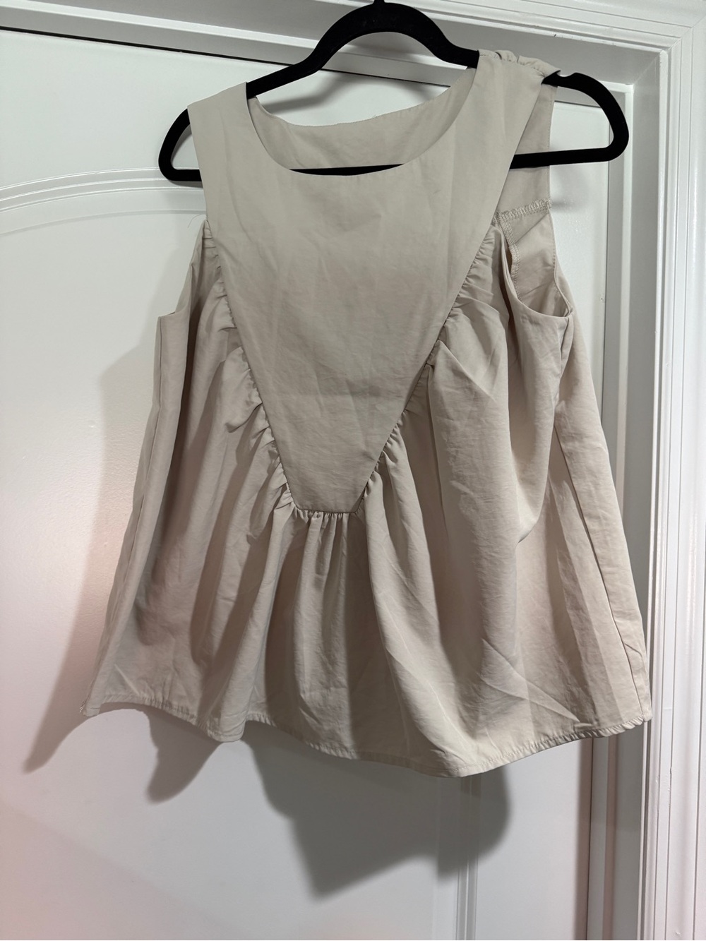 Women’s Cream Cold-Shoulder V-Paneled Top